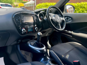 2013 Nissan Juke 1.6 N-Tec Euro 5 5dr (17in Alloy) in Black — image 3