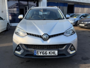 2017 MG Gs 1.5 Tgi Exclusive Dct Euro 6 (s/s) 5dr in Silver — image 5