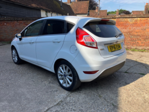 2016 Ford Fiesta 1.0 T Ecoboost Titanium in White — image 5