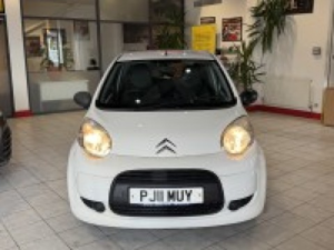 2011 Citroen C1 1.0 I Vtr in White — image 3