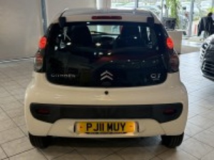 2011 Citroen C1 1.0 I Vtr in White — image 6