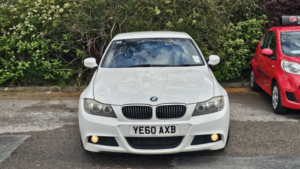 2010 BMW 3 Series 2.0 320d Sport Plus Edition in White — image 2