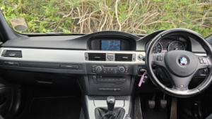 2010 BMW 3 Series 2.0 320d Sport Plus Edition in White — image 6