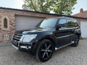2016 Mitsubishi Shogun