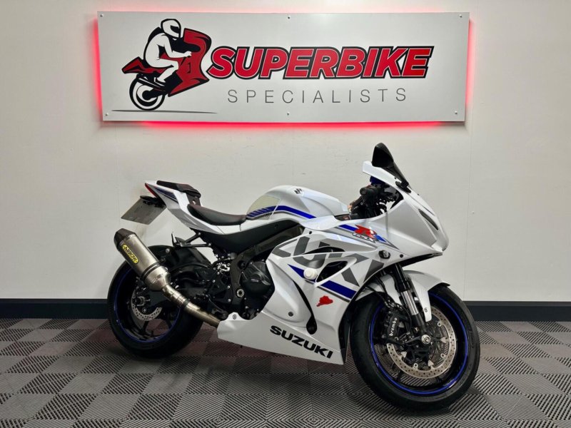 2018 Suzuki Gsx-R1000 1000 Abs Euro 4 in White — image 1
