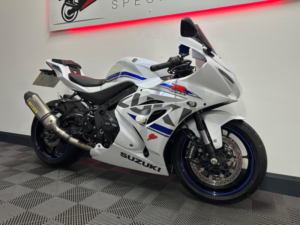 2018 Suzuki Gsx-R1000 1000 Abs Euro 4 in White — image 3