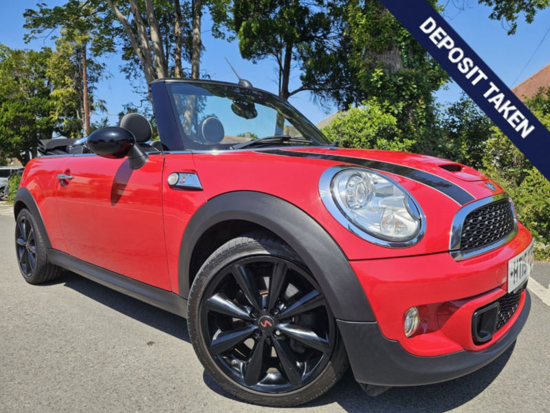 2015 MINI Convertible 1.6 Cooper S Convertible in Red — image 1