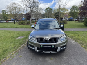 2015 Skoda Yeti 1.2 Tsi Se in Green — image 2