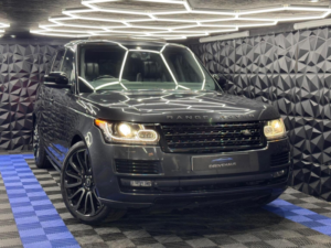 2013 Land Rover Range Rover 4.4 Sd V8 Vogue Se Auto 4WD Euro 5 5dr in Grey — image 2