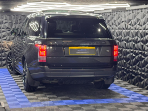 2013 Land Rover Range Rover 4.4 Sd V8 Vogue Se Auto 4WD Euro 5 5dr in Grey — image 5