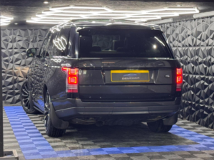 2013 Land Rover Range Rover 4.4 Sd V8 Vogue Se Auto 4WD Euro 5 5dr in Grey — image 6