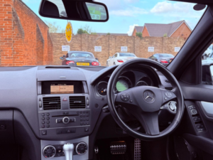 2011 Mercedes-Benz C Class 1.8 C250 Blueefficiency Sport in Black — image 2