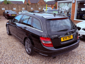 2011 Mercedes-Benz C Class 1.8 C250 Blueefficiency Sport in Black — image 4