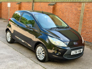 2011 Ford Ka 1.2 Zetec Euro 5 (s/s) 3dr in Black — image 2