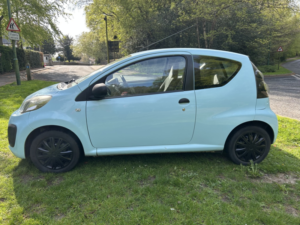2014 Citroen C1 1.0 I Vt in Blue — image 5