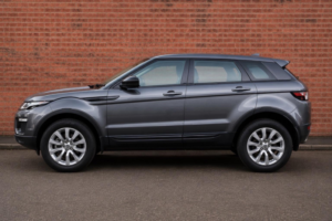 2017 Land Rover Range Rover Evoque 2.0 Td4 Se Tech Auto 4WD Euro 6 (s/s) 5dr in Grey — image 2