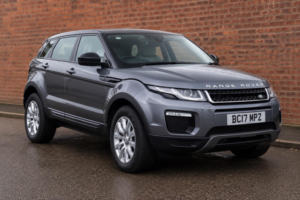 2017 Land Rover Range Rover Evoque 2.0 Td4 Se Tech Auto 4WD Euro 6 (s/s) 5dr in Grey — image 3