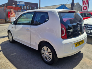2012 Volkswagen Up! 1.0 Bluemotion Tech Move Up! Hatchback 3dr Petrol Manual Euro 5 (s/s) (60 Ps) in White — image 5