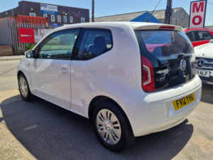 2012 Volkswagen Up! 1.0 Bluemotion Tech Move Up! Hatchback 3dr Petrol Manual Euro 5 (s/s) (60 Ps) in White — image 6