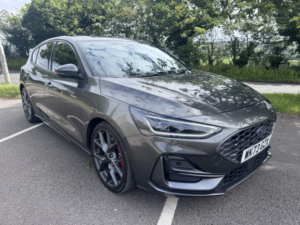 2023 Ford Focus 2.3 Focus St 5 Door 2.3l Ecoboost 280ps Fwd 6 Speed Manual in Grey — image 2