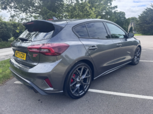 2023 Ford Focus 2.3 Focus St 5 Door 2.3l Ecoboost 280ps Fwd 6 Speed Manual in Grey — image 4