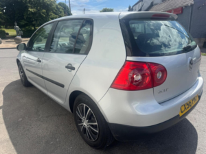 2006 Volkswagen Golf 1.6 Fsi S 5dr in Silver — image 4