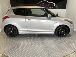 2015 Suzuki Swift 1.6 Sport in Silver — image 6