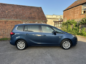2016 Vauxhall Zafira Tourer 1.4 I Turbo Se in Blue — image 3