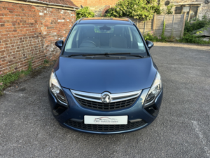 2016 Vauxhall Zafira Tourer 1.4 I Turbo Se in Blue — image 4