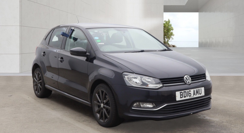2016 Volkswagen Polo 1.2 Tsi Bluemotion Tech Se Design in Black — image 1