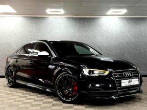 2014 Audi S3 2.0 Tfsi S Tronic Quattro Euro 6 (s/s) 4dr in Panther Black Crystal Effect — image 3