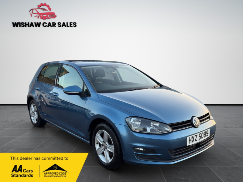 2015 Volkswagen Golf 1.4 Tsi Bluemotion Tech Match in Blue — image 1