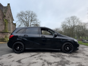 2012 Mercedes-Benz B Class 1.8 B200 Cdi Blueefficiency Sport in Black — image 3