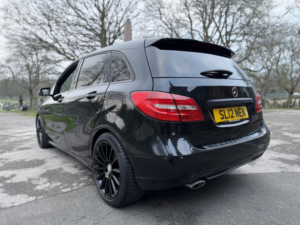 2012 Mercedes-Benz B Class 1.8 B200 Cdi Blueefficiency Sport in Black — image 6