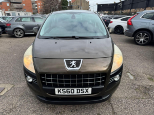 2011 Peugeot 3008 1.6 Hdi Sport Egc Euro 5 5dr in Green — image 3