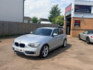 2012 BMW 1 Series 2.0 118d Sport 5-Door in Silver — image 3