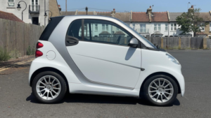 2011 Smart Fortwo 1.0 Mhd Passion in White — image 6