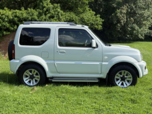 2013 Suzuki Jimny 1.3 Vvt Sz4 Automatic in White — image 4