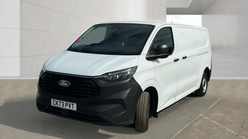 2023 Ford Transit Custom 2.0 300 Ecoblue Leader Panel Van 5dr Diesel Manual L2 H1 Euro 6 110 Ps in White — image 1