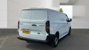 2023 Ford Transit Custom 2.0 300 Ecoblue Leader Panel Van 5dr Diesel Manual L2 H1 Euro 6 110 Ps in White — image 5