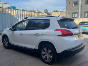 2014 Peugeot 2008 1.6 E-Hdi Allure Egc Euro 5 (s/s) 5dr in White — image 4