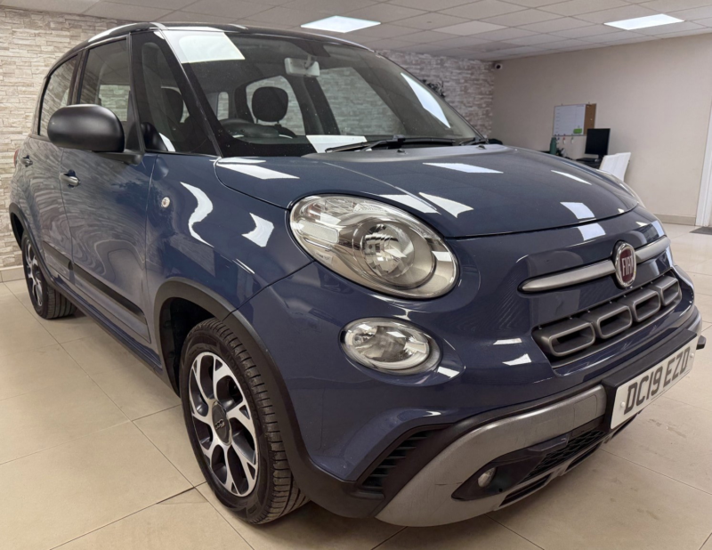 2019 Fiat 500l 1.4 City Cross MPV 5dr Petrol Manual Euro 6 (95 Bhp) in Blue — image 1