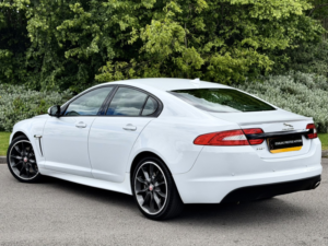 2015 Jaguar Xf 2.2 D R-Sport Black in White — image 3