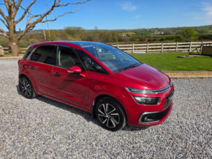 2016 Citroen C4 Picasso 1.6 Bluehdi Flair MPV 5dr Diesel Eat6 Euro 6 (s/s) (120 Ps) in Red — image 6