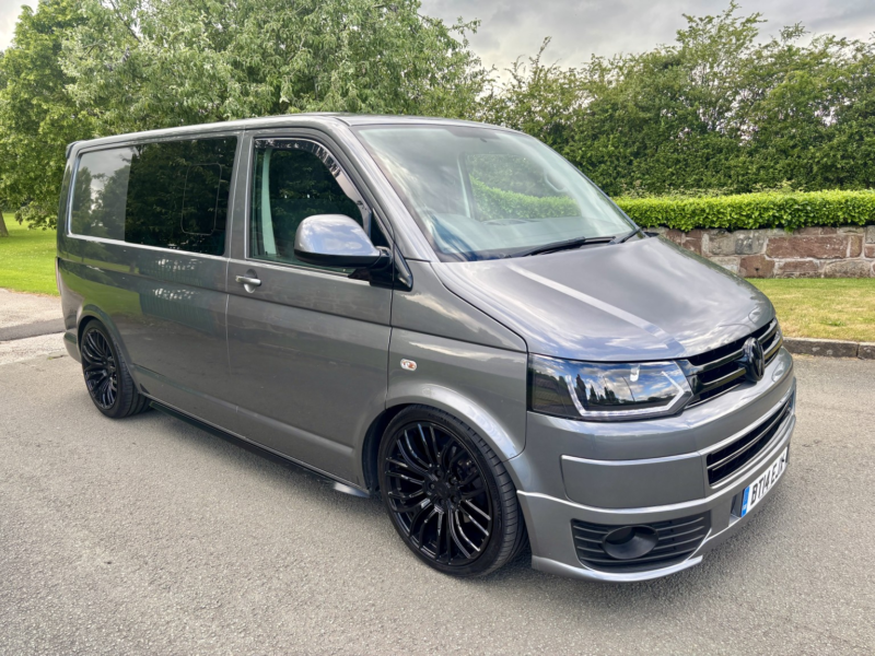 2014 Volkswagen Transporter T5.1 2.0 Tdi Trendline Custom Kombi Swb Manual in Grey — image 1