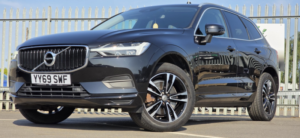 2019 Volvo Xc60 2.0 Momentum T4 in Black — image 2