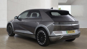 2022 Hyundai Ioniq 5 73kwh Ultimate Hatchback 5dr Electric Auto AWD (305 Ps) in Grey — image 2