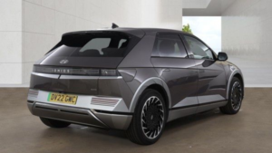 2022 Hyundai Ioniq 5 73kwh Ultimate Hatchback 5dr Electric Auto AWD (305 Ps) in Grey — image 3