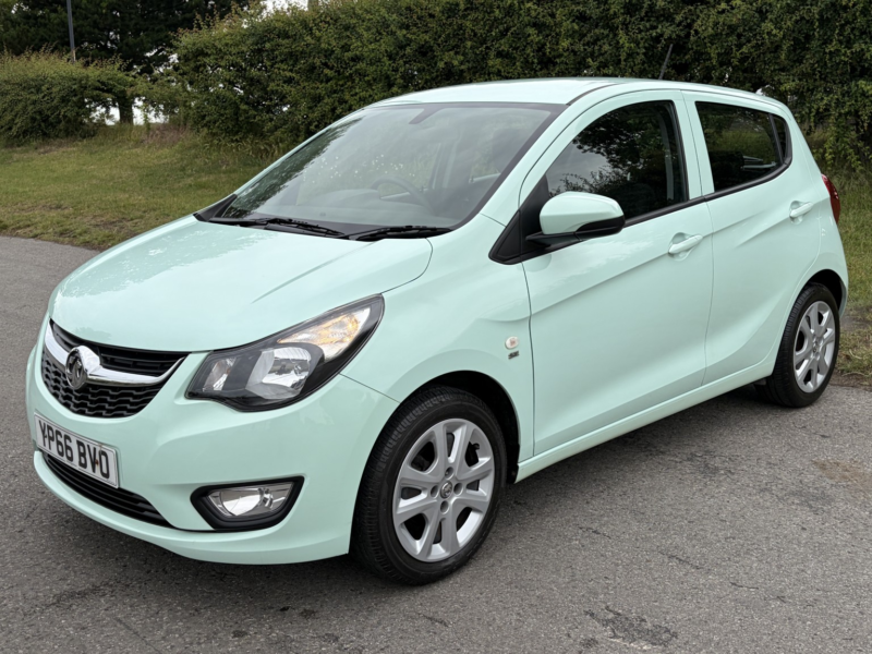 2016 Vauxhall Viva 1.0 I Se in Green — image 1