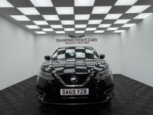 2019 Nissan Qashqai 1.5 Dci Acenta Premium in Black — image 2
